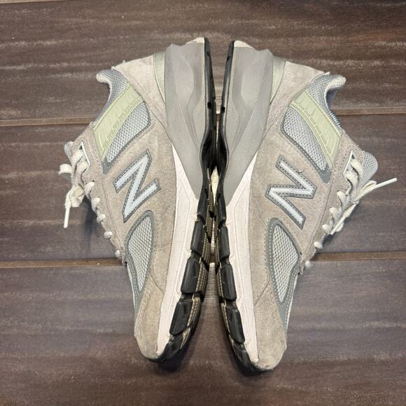 New Balance 990v5 Sneakers Grey Castlerock Mens 8.5 Womens 10 B W990GL5 - Picture 4 of 7